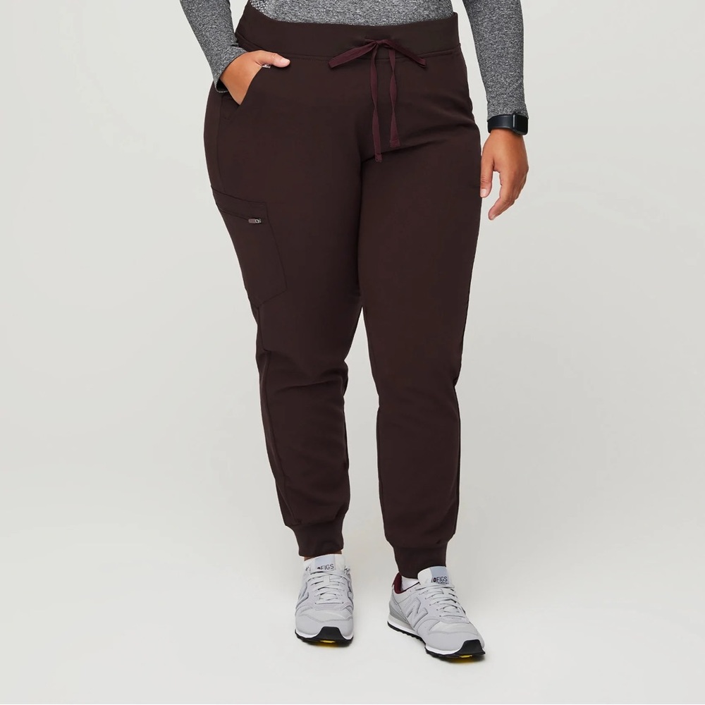 Figs Zamora™ Jogger Scrub Pants • Espresso • Small